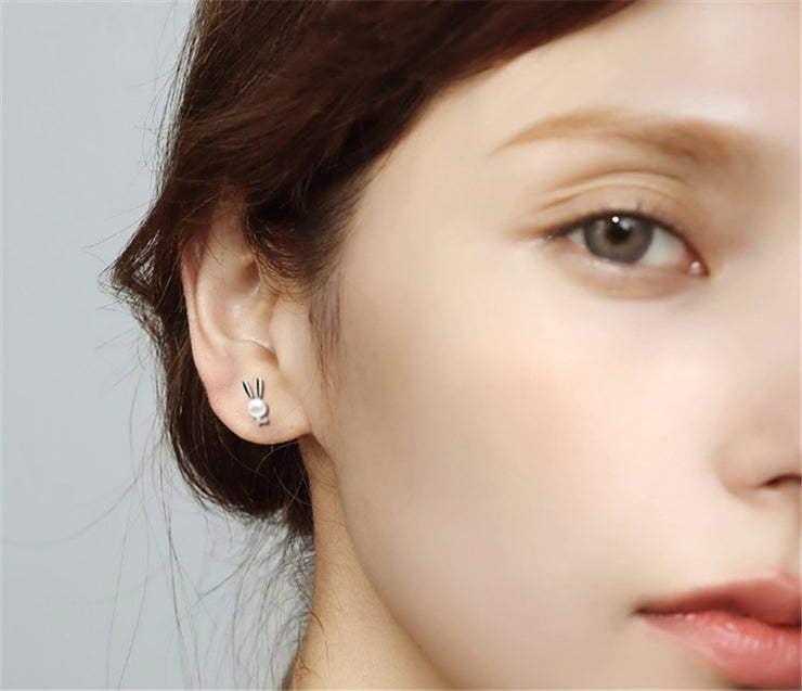 925 Sterling Silver Simple And Small Earrings