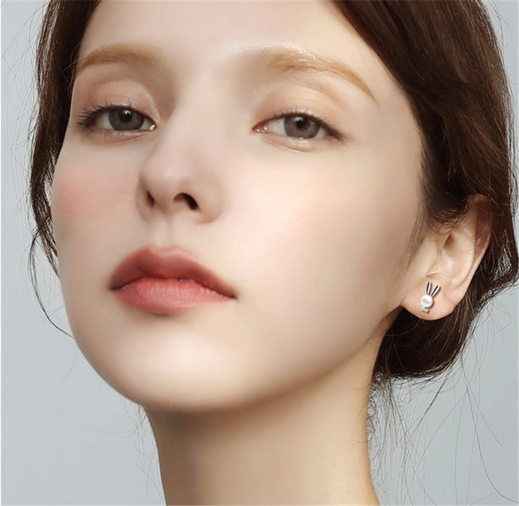 925 Sterling Silver Simple And Small Earrings